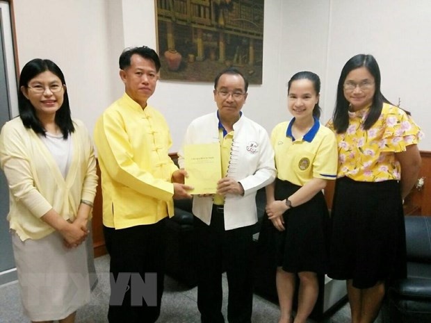 thai lan xuat ban sach quy ve chu tich ho chi minh