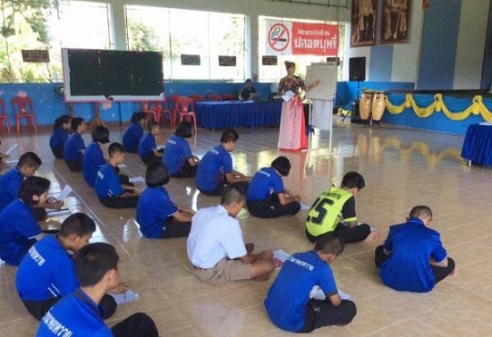 kieu bao thai lan thuc day day va hoc tieng viet tai udon thani