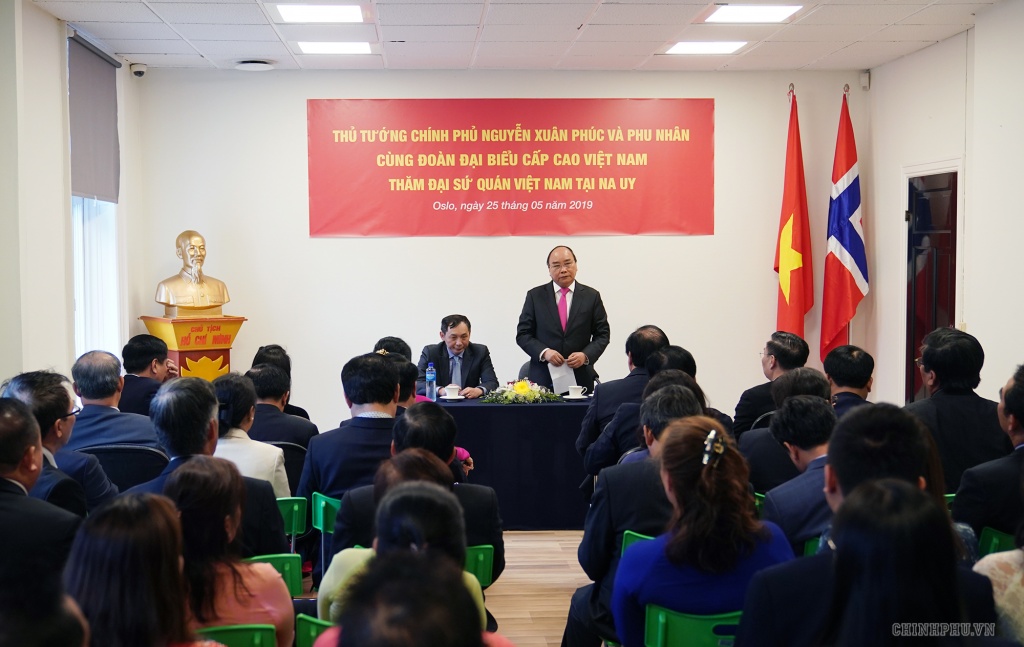 cong dong nguoi viet tai na uy mong muon nha nuoc ho tro hoc tieng viet