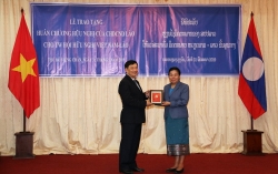 lanh dao hoi huu nghi viet nam armenia tiep tan dai su armenia tai viet nam