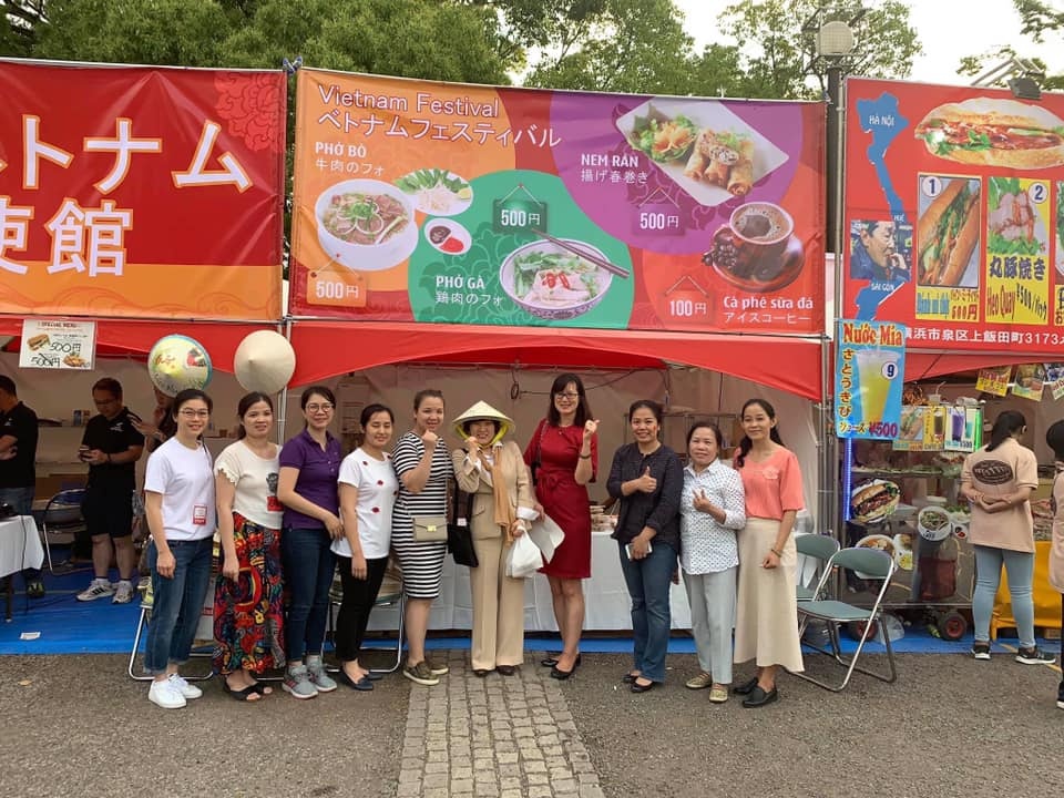 dua van hoa viet nam den gan hon voi nguoi dan nhat