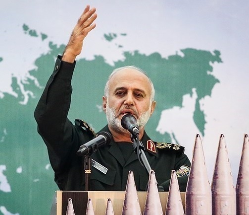 iran canh bao nguy co xung dot ong trump keu goi dam phan