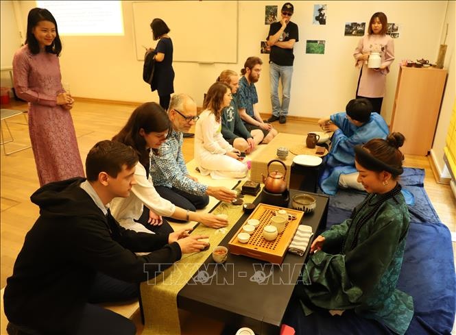 an tuong ngay viet nam tai hamburg duc