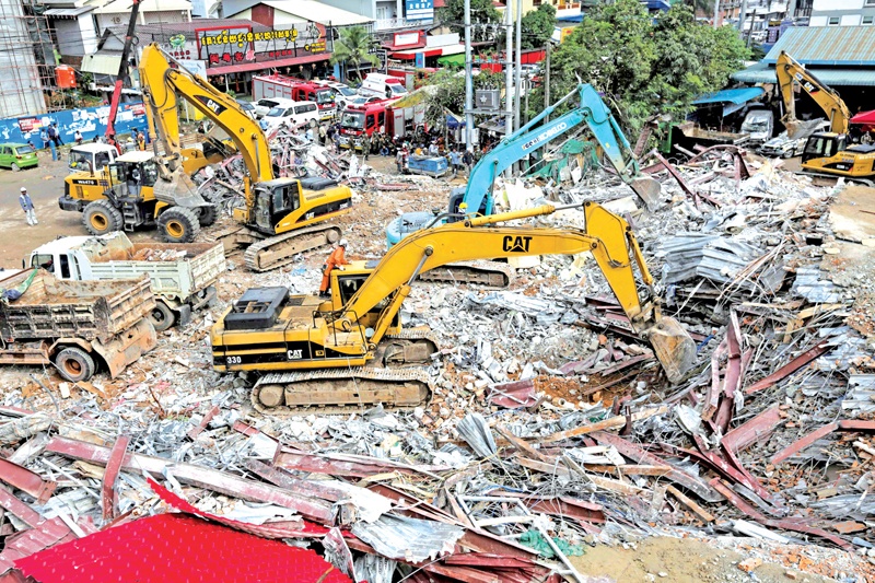 vu sap toa nha 7 tang o campuchia so nguoi thuong vong len den 49 nguoi