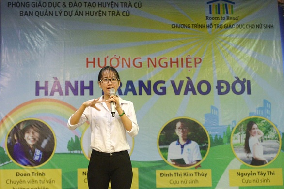 to chuc room to read 7 nam chuan bi hanh trang vao doi cho hon 300 nu sinh tra on