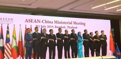 bom no lien tiep o bangkok bom gia gan hoi nghi asean