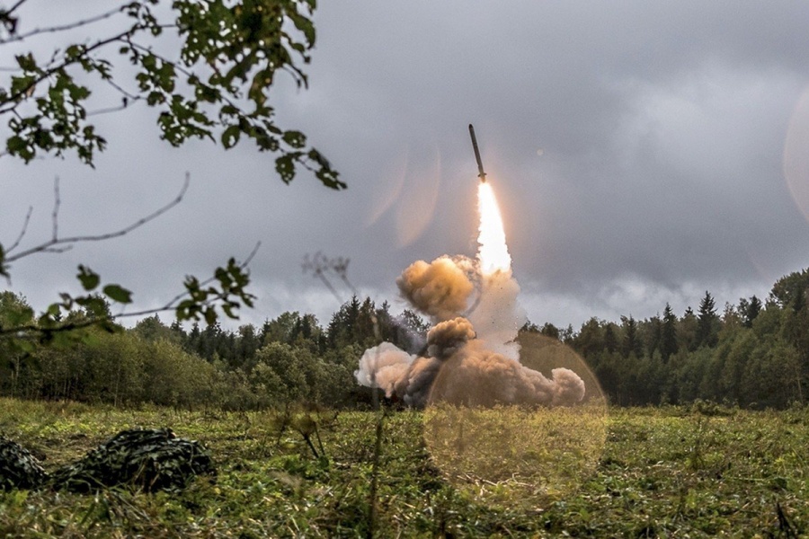 my muon som trien khai ten lua moi o chau a chong lai su troi day cua trung quoc