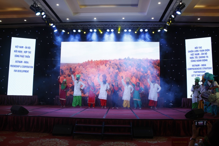khai mac lien hoan huu nghi nhan dan viet nam an do lan thu 10