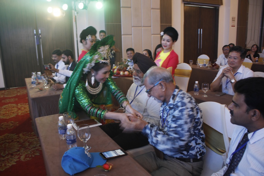 khai mac lien hoan huu nghi nhan dan viet nam an do lan thu 10