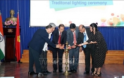 lan toa tu tuong bat hu cua mahatma gandhi tai viet nam