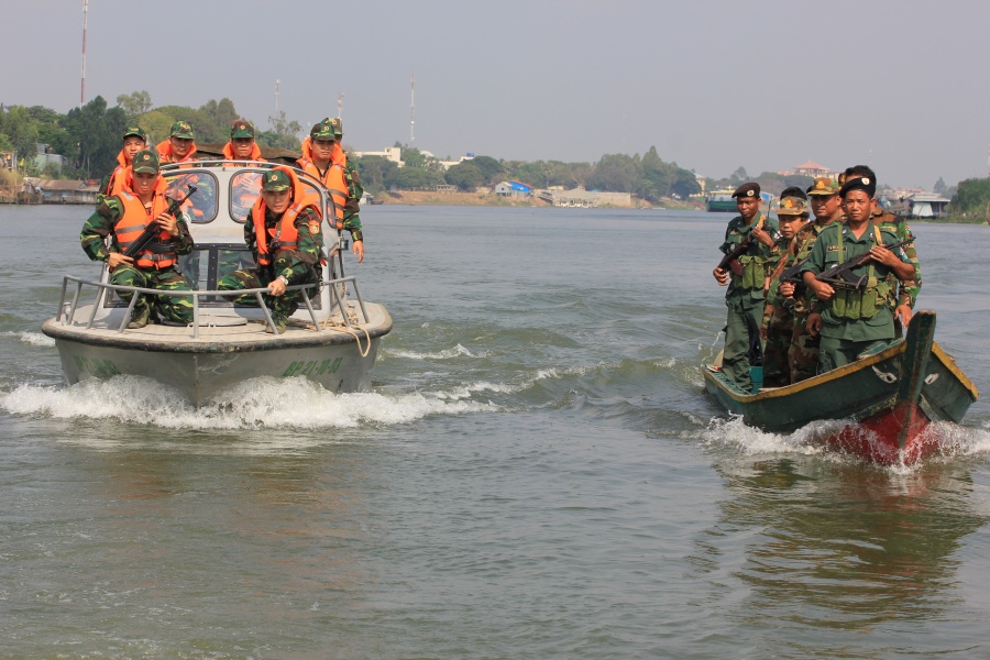nhieu hoat dong y nghia trong chuong trinh giao luu huu nghi bien gioi viet nam campuchia