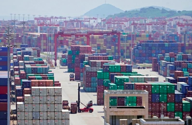 Ông Trump tung thêm "đòn thuế" 550 tỷ USD với hàng hoá Trung Quốc tong thong trump ap them 5 thue quan voi 550 ty usd hang hoa trung quoc