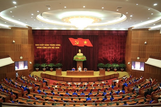 50 nam thuc hien di chuc bac ho dang vien tre can vua co duc vua co tai