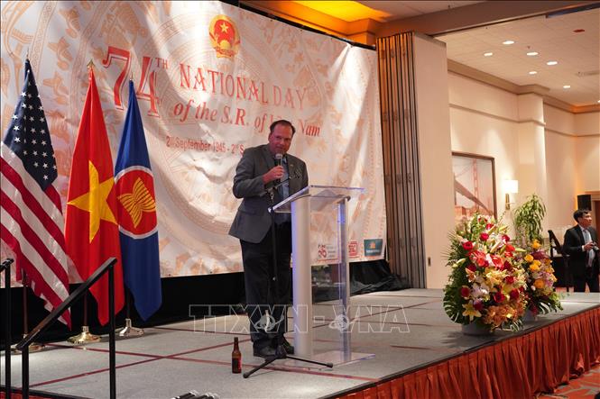 Giới chức Mỹ đánh giá cao những thành tựu của Việt Nam trong công cuộc đổi mới gioi chuc my danh gia cao nhung thanh tuu cua viet nam trong cong cuoc doi moi