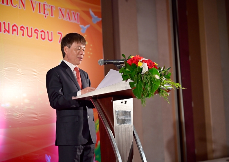trien lam anh ve bac ho ky niem quoc khanh viet nam tai khon ken thai lan