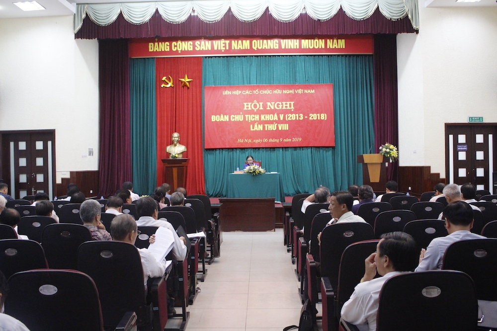 ong bach ngoc chien duoc bau giu chuc pho chu tich lien hiep cac to chuc huu nghi viet nam