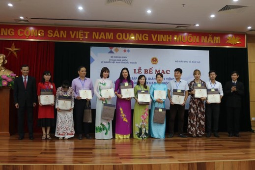 nuoi duong tinh yeu tieng viet o xu so mua tuyet tan