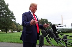Đối mặt luận tội, ông Trump đề nghị Ukraine, Trung Quốc "ra tay"