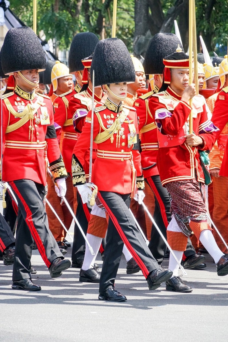 nhan sac xinh dep cua hoang quy phi thai lan vua bi phe truat