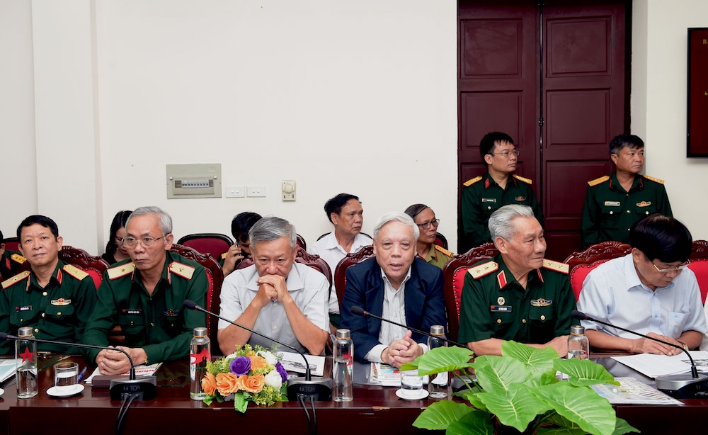 toa dam 70 nam ngay truyen thong quan tinh nguyen va chuyen gia viet nam tai lao