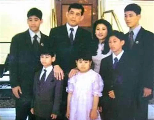 song gio chon hau cung cua quoc vuong thai lan