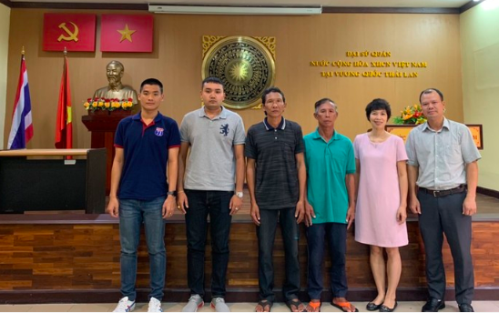 nhieu ngu dan quang ngai trung dam ruoc bien cuoi nam
