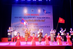 hoi dong nhat ban chong bom nguyen tu va khinh khi gensuikyo gap go vufo