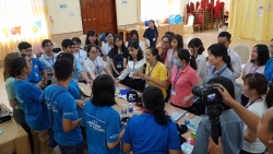 WWO tập huấn tổ chức hội trại cho bệnh nhi ung thư