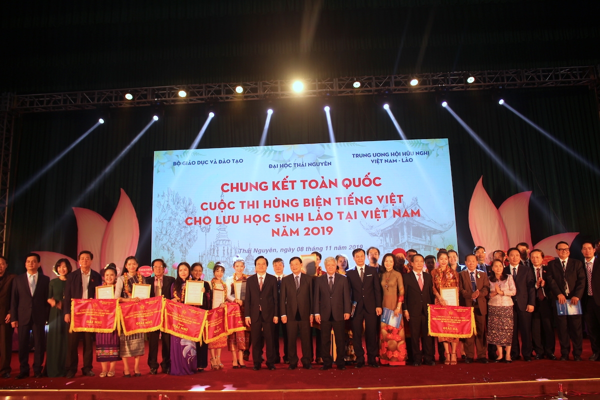truong dai hoc su pham dai hoc thai nguyen gianh giai dac biet thi hung bien tieng viet cho luu hoc sinh lao