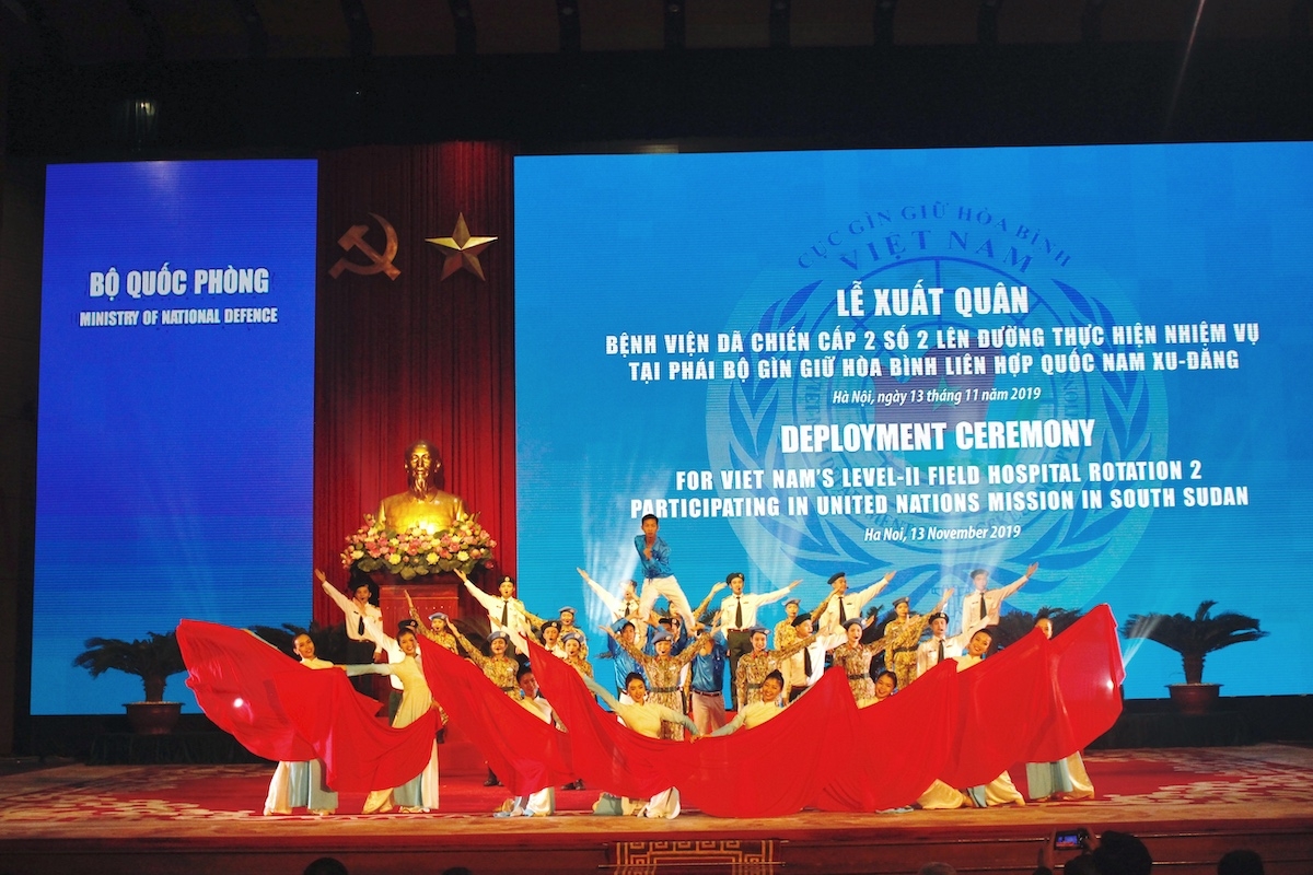 benh vien da chien cap 2 so 2 len duong gin giu hoa binh tai nam sudan