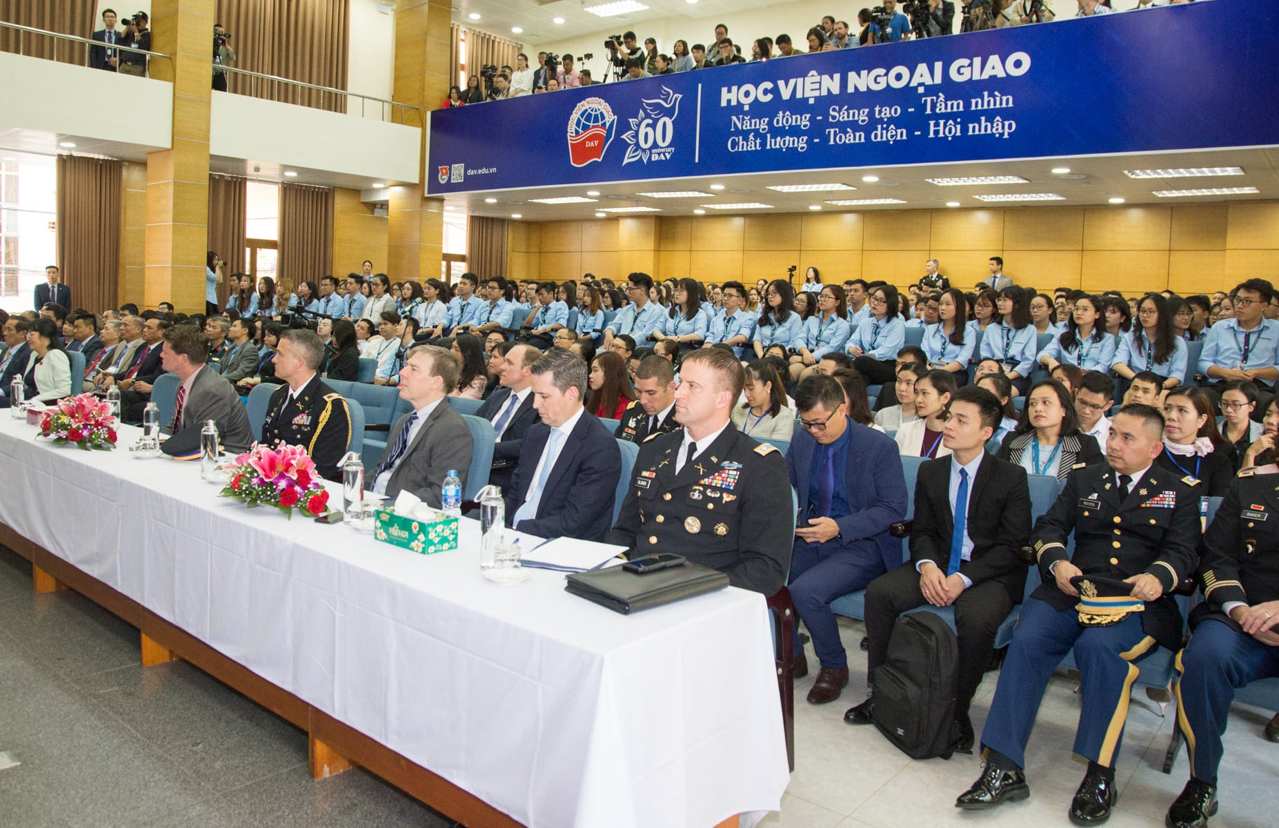 bo truong quoc phong my nguong mo tinh than tu cuong bat khuat cua dan toc viet nam