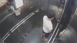 video nguoi phu nu bi ga dan ong dam da dap dau trong thang may giua sai gon