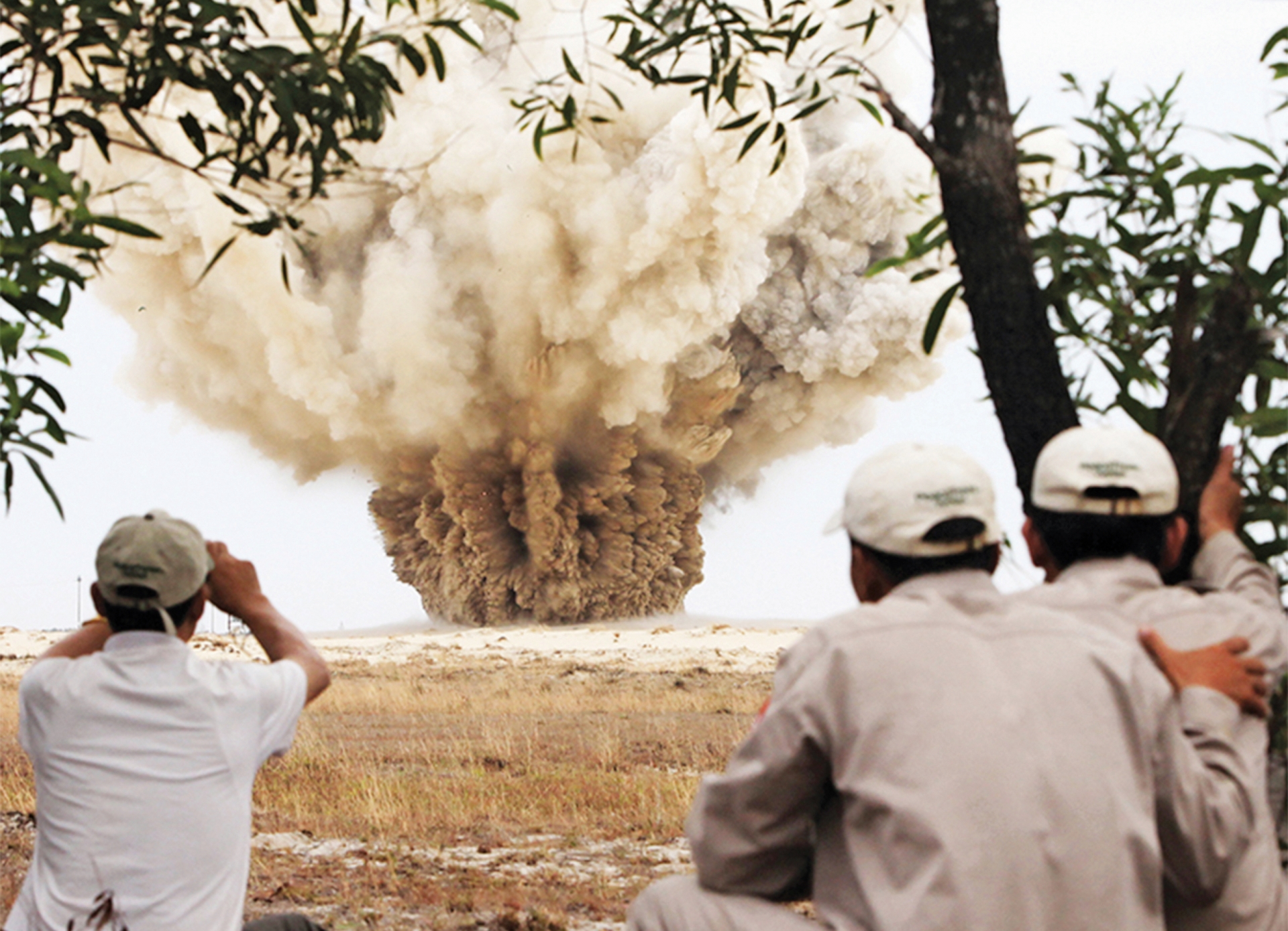 Để tiếng lòng dập tiếng bom de tieng long dap tieng bom