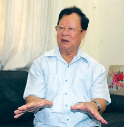 Đấu tranh bằng lòng dân và lẽ phải