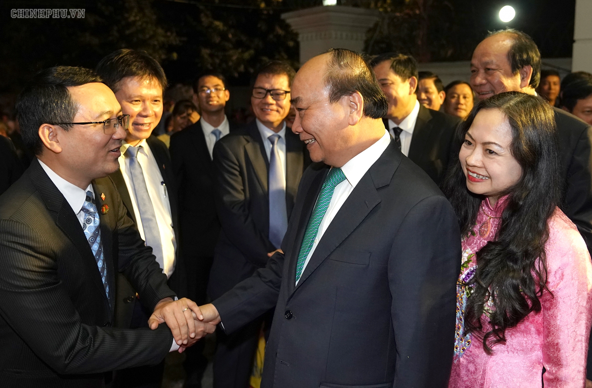 thu tuong de nghi dai su quan mo cac lop day tieng viet cho cong dong nguoi viet tai myanmar