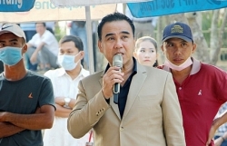 mc quyen linh 20 nam giup doi giup nguoi van thay minh nho be binh thuong