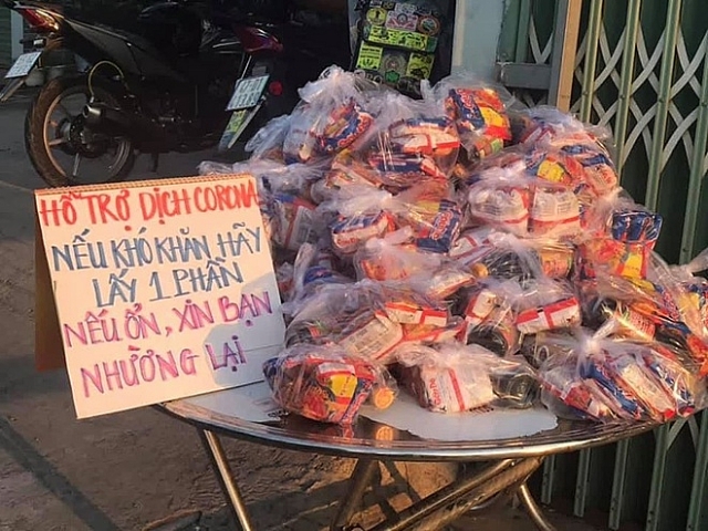 am long nhung suat an mien phi giua mua dich covid 19