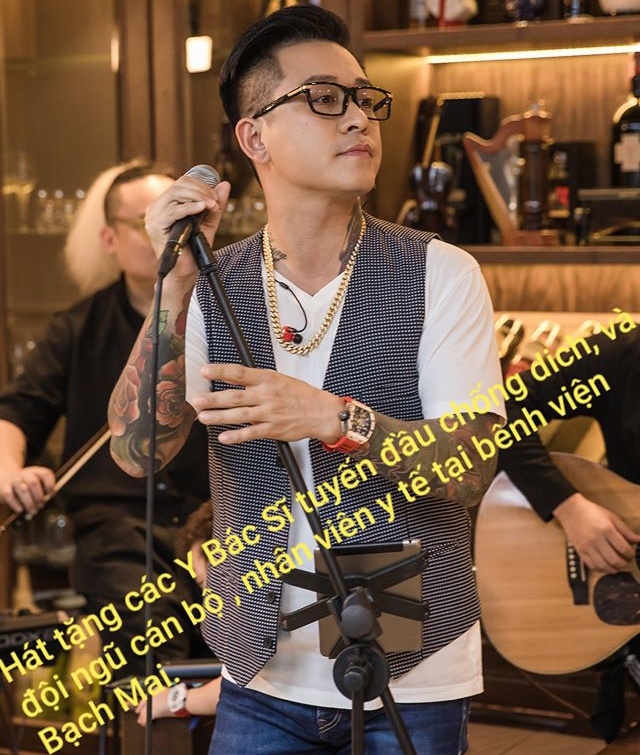 dich covid 19 le be la quyen gop hon mot ty dong tuan hung hat mien phi ung ho y bac si