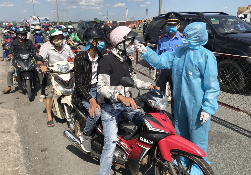tin tuc trong ngay 74 moi nhat kiem tra sau 10 lai xe tai cua ngo tphcm trong ngay thu 2 kiem dich