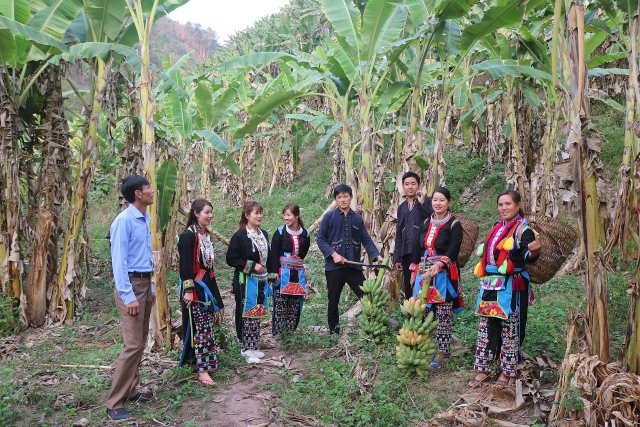 no luc giam ngheo noi o vung bien