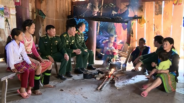 Nậm Pồ (Điện Biên) phát triển đảng viên vùng có đạo