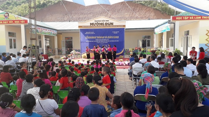 dien bien khanh thanh va dua vao su dung truong mam non muong dun
