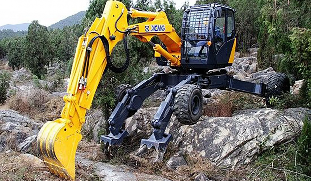 Tin tức thế giới hôm nay (9/7): Trung Quốc sử dụng máy xúc chân nhện để xây đường gần biên giới Ấn - Trung