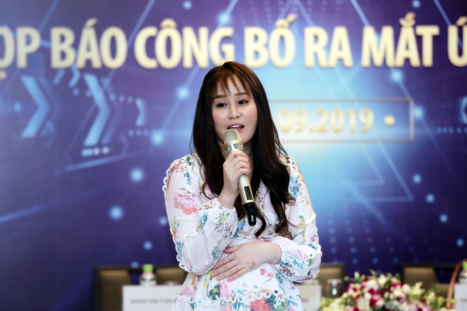 ung dung dat phong homestay anhome ra mat thi truong viet