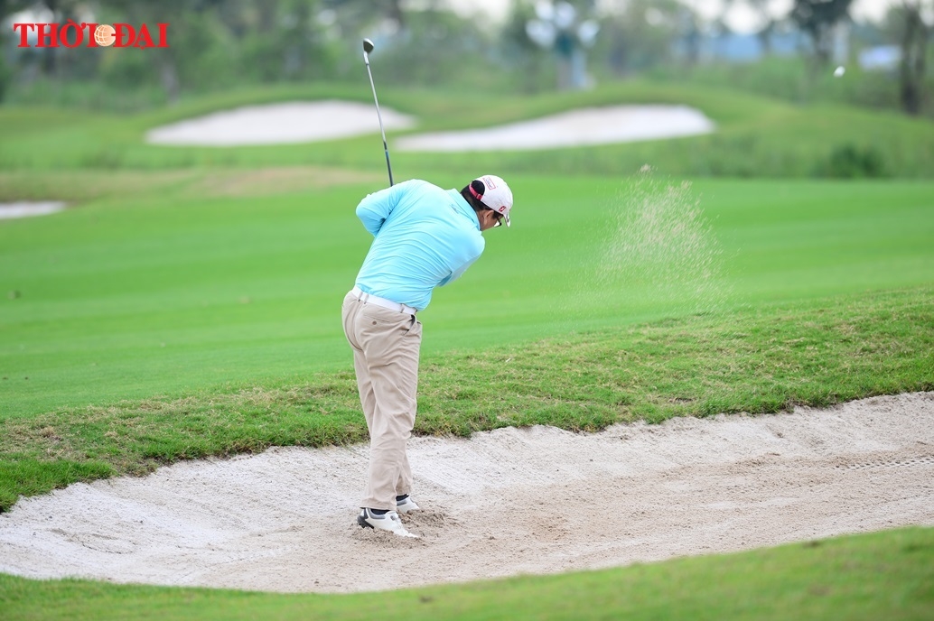 giai golf huu nghi lien xo cu va dong au 2019 da tim ra 2 golfer xuat sac nhat