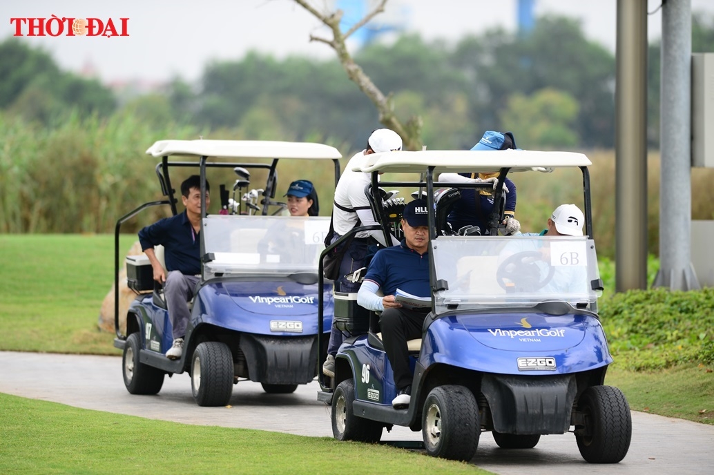 giai golf huu nghi lien xo cu va dong au 2019 da tim ra 2 golfer xuat sac nhat
