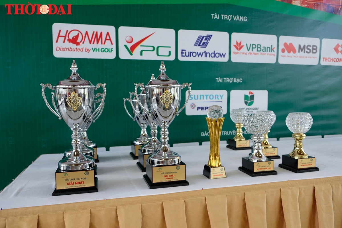 giai golf huu nghi lien xo cu va dong au 2019 da tim ra 2 golfer xuat sac nhat