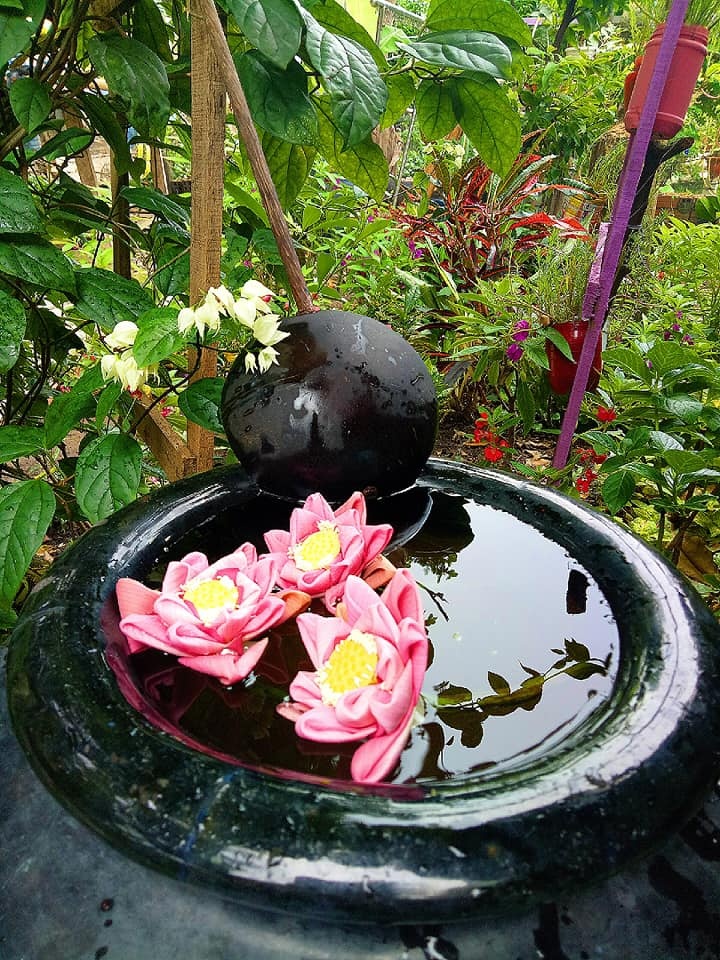 khu vuon 200m2 trang tri hut mat tu viec tan dung do cu cua ba me yeu thien nhien o tp hcm