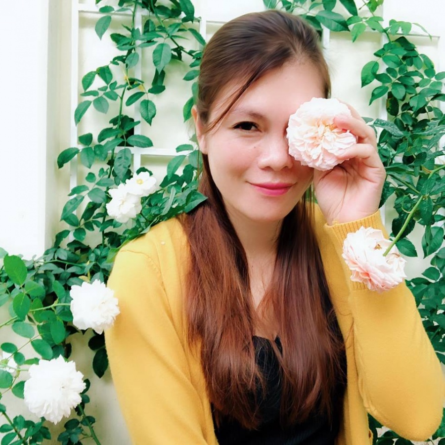 Góc vườn ngọt ngào nhờ tình yêu cuộc sống gửi gắm vào đam mê trồng hồng của bà mẹ trẻ ở Gia Lai goc vuon ngot ngao nho tinh yeu cuoc song gui gam vao dam me trong hong cua ba me tre o gia lai