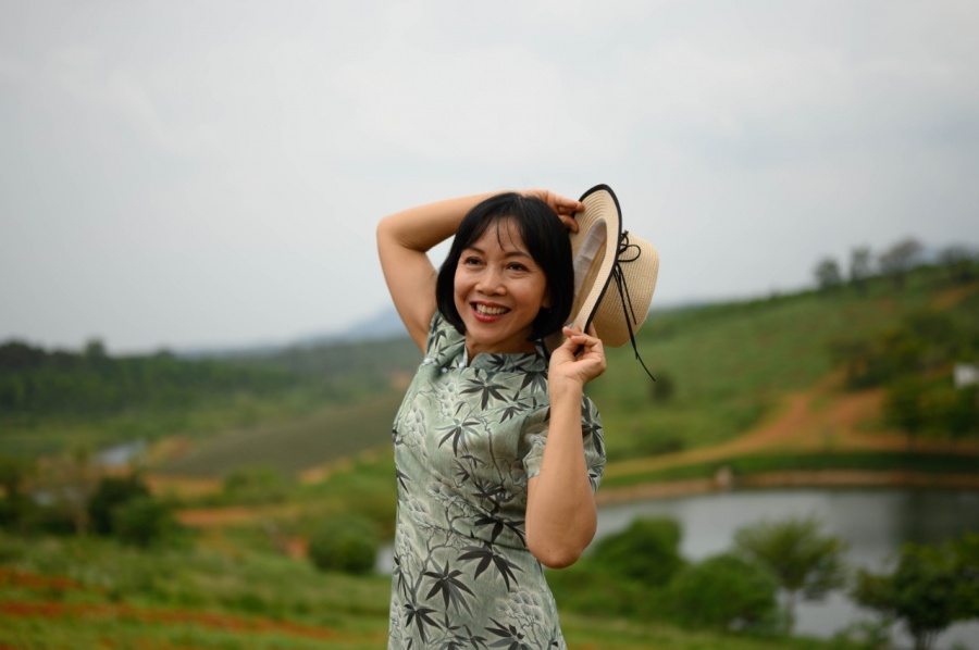 Khu vườn trên cao đủ loại rau xanh quả sạch bà ngoại ngày đêm chăm bón cho cháu thưởng thức ở Sài Gòn khu vuon tren cao du loai rau xanh qua sach ba ngoai ngay dem cham bon cho chau thuong thuc o sai gon